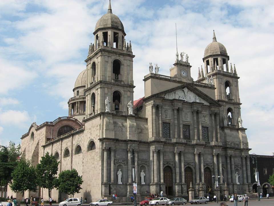 Suspende Arquidiócesis de Toluca eventos religiosos ante incremento de casos de Covid-19 en la entidad
